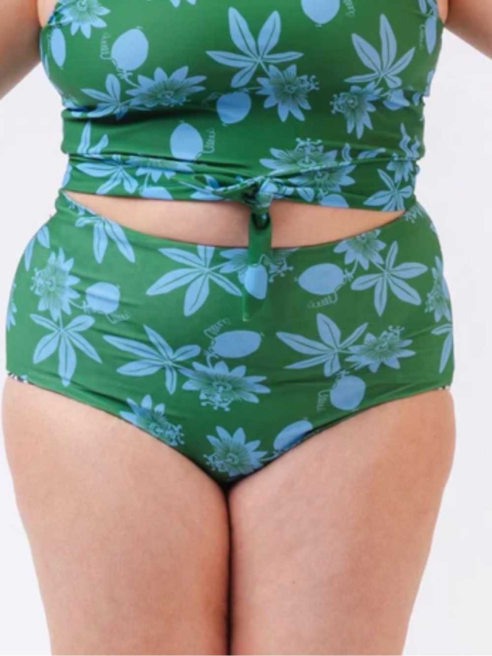 Lime Ricki two-piece reversible set (two tops one reversible bottom) - Picture 9 of 10